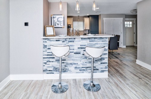 Highland Park House | Luxury Near Downtown View With "Hot Tub Spa and Grill"*****