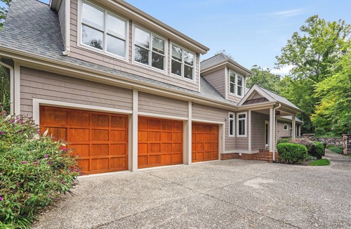 Chapel Hill House | Luxury near UNC - 5 King Suites, Pool, Game Room, Spacious