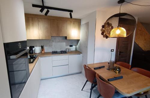 Brulo Apartment | Luxury New Blue moon