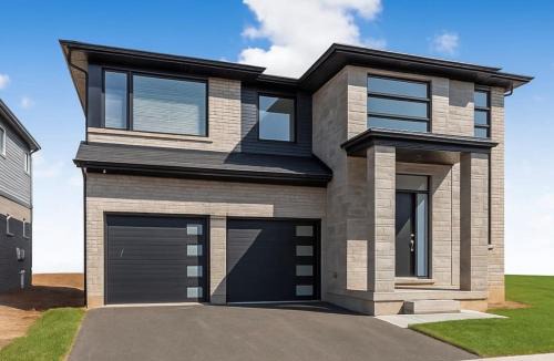 Fonthill House | Luxury New Home By Niagara Fall
