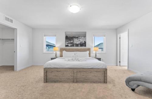 Fonthill House | Luxury New Home By Niagara Fall