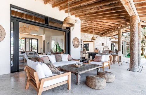 Abreu Villa | Luxury Oceanfront Villa w/Pool and cliffside tub