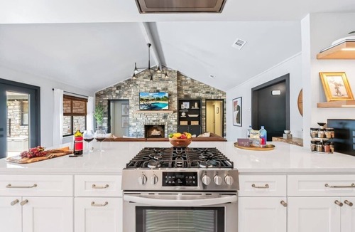 Manor House | Luxury Oasis: Pool, Hot Tub, Games + Guesthouse