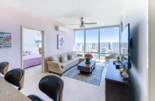 Kaka'ako Apartment | Luxury Oasis Residence