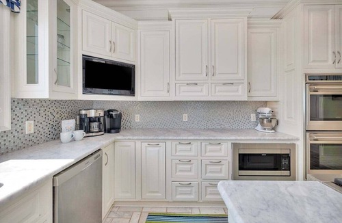 East Beach House | Luxury Oceanfront Home with Breath Taking Sunrise