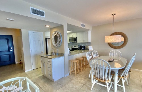 Garden City Condo | Luxury Ocean Front