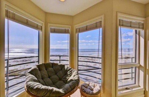 Rio del Mar House | Luxury Ocean Front Home