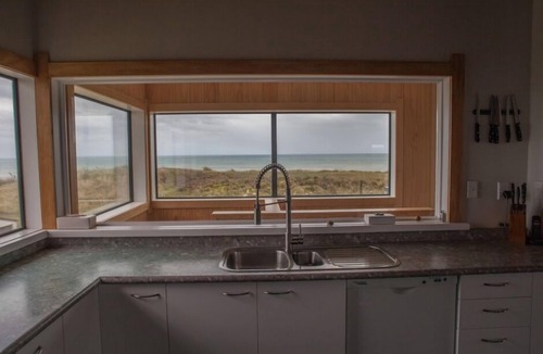 Waverley House | Luxury Ocean-View Beach House