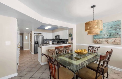 Ocean Drive Apartment | Luxury Oceanfront 3Bedroom Paradise