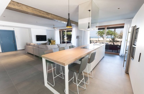 Grau i Platja Apartment | Luxury oceanfront loft with 3 suites rooms with 190m2: High Speed Wifi: 300mbs - only families