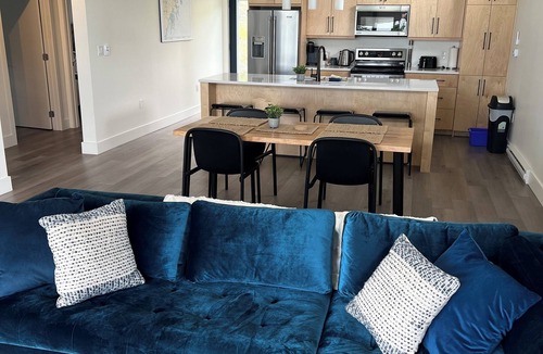 Feltzen South Cottage | Luxury Oceanfront Cottage 2