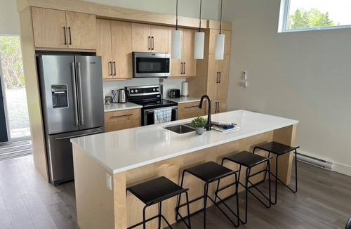 Feltzen South Cottage | Luxury Oceanfront Cottage 2