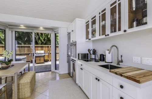 Kilauea House | Luxury Oceanfront Cottage, Panoramic Views & Spa