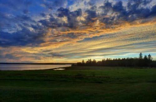 Tabusintac House | Luxury oceanfront escape