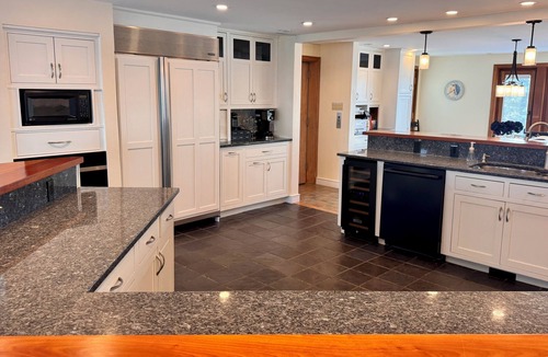 Newbury House | Luxury Oceanfront Home; 6BR - 4 King, 4.5 BA, Elevator, 3 Decks & Hot Tub