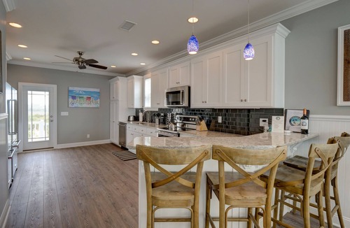 Ocean Isle Beach House | Luxury Oceanview 5Br/5.5 Bath, 2 Masters, Elevator, Huge Pool