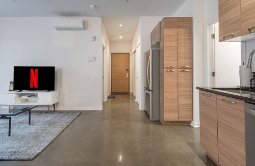International District Apartment | Luxury Old Montreal Suite with Soaring Ceilings