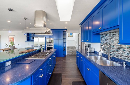 Canoga Park House | Luxury, OMG Views at CA's only Earthship home