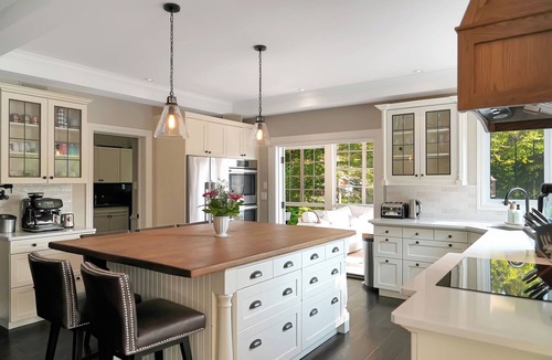 Eagle Lake Cottage | Luxury on Glen Lake