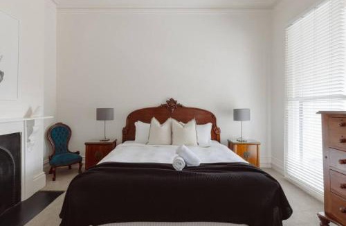 Carlton South House | Luxury On Lygon, Victorian Terrace