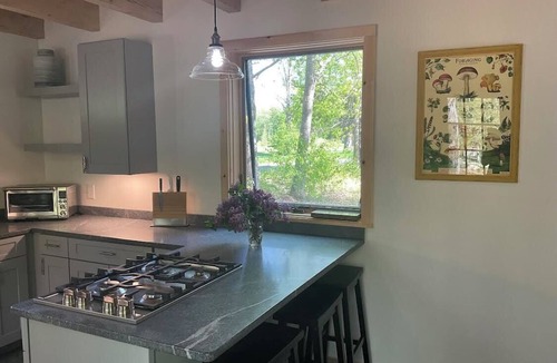 Sandisfield House | Luxury on the River near Tanglewood w/220 EV Charge