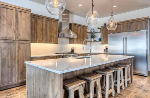 Whitefish Villa | Luxury on Whitefish Mountain! 9BD 5.5BA Sleeps 25!