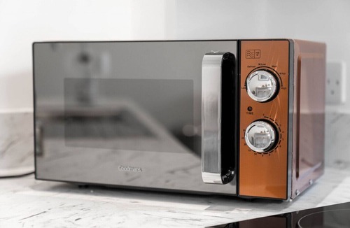 Brierley Hill Apartment | Luxury One Bed Apartment - Brierley Hill - Parking