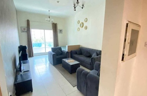 Dubai Apartment | Luxury One Bedroom Apartment in DSO Fully Furnished - Prime Location