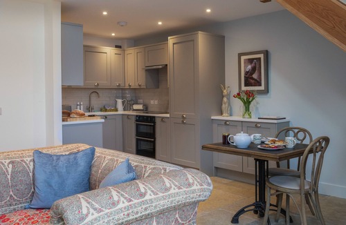 Murthly Cottage | Luxury one Bedroom Country Steading