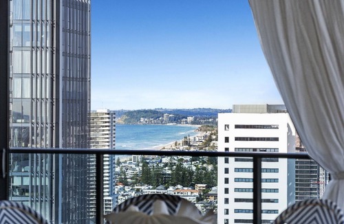 Broadbeach Apartment | Luxury Oracle Tower 2 Ocean Views 32nd floor