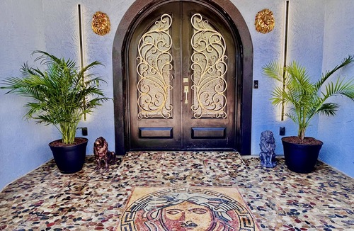 Alvin Villa | LUXURY/PALACE n