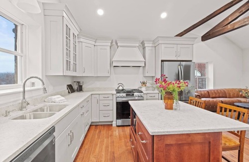 Palmyra Apartment | Luxury Palmyra Apt | 7 Mins to Hill Cumorah