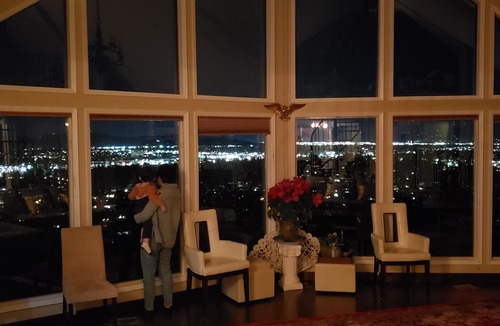 Spokane House | Luxury Panoramic View Home