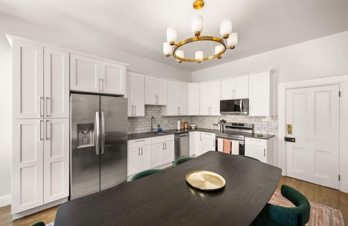 Pendleton Apartment | Luxury Parkside 2BR w Views | Walk to Everything