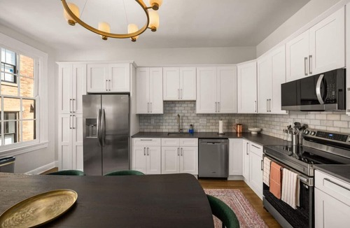 Pendleton Apartment | Luxury Parkside 2BR w Views | Walk to Everything