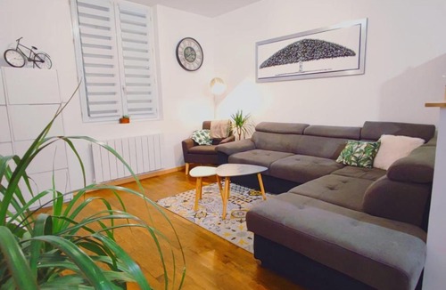 Saint-Quentin Apartment | Luxury, Peaceful 3 bedroom family home