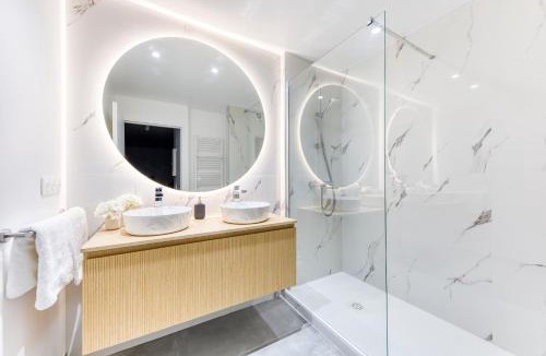 Sevres Apartment | Luxury Pearl, Design, Terrasse, 20m Eiffel Tower