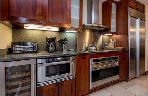 Ko Olina Condo | Luxury Penthouse at Beach Villas at Ko Olina