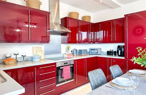 Canterbury Apartment | Luxury Penthouse Flat | Available Thu - Mon Weekly