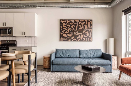 Near North Side Apartment | Luxury Penthouse Loft w/Terrace 507 | River North