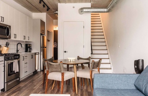 Near North Side Apartment | Luxury Penthouse Loft w/Terrace 504 | River North