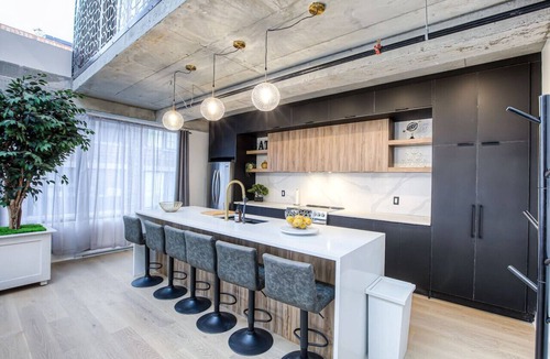 Cite Multimedia Apartment | Luxury Penthouse Private Rooftop Old MTL