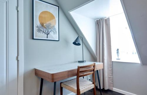 Copenhagen City Centre Apartment | LUXURY Penthouse · Private Balcony · Heart of Copenhagen