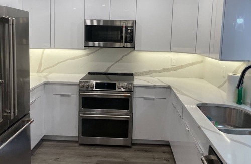 Glen Cove Apartment | Luxury penthouse suite