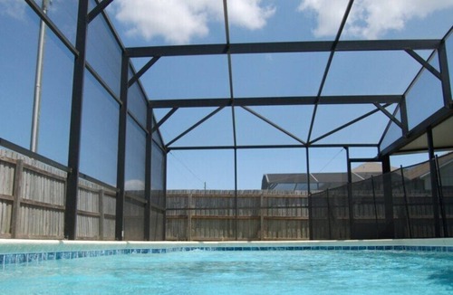 Crescent Lakes House | Luxury Pet-Friendly Enclosed Yard, 3 Bed, 2 Bath Vacation Pool Home, Florida