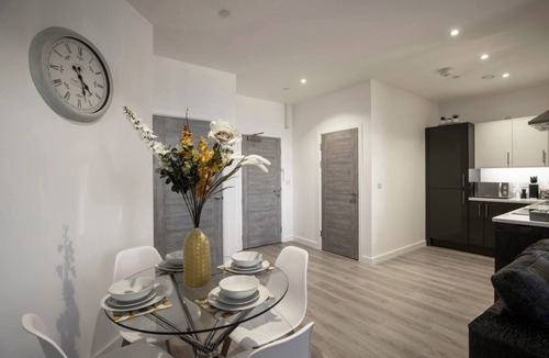 Peterborough Apartment | Luxury Peterborough Apartment