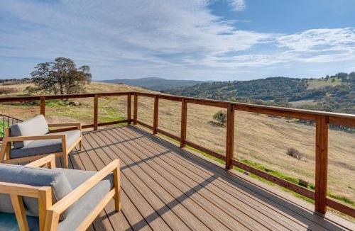 Pilot Hill House | Luxury Pilot Hill Estate on an 800-Acre Vineyard