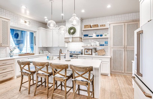 Eufaula House | Luxury Pistache Park Retreat | Private Pool + Hot Tub | Carlton Landing