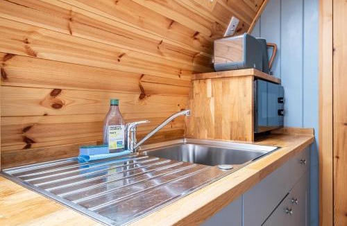 Ardgay Apartment | Luxury Pod 3