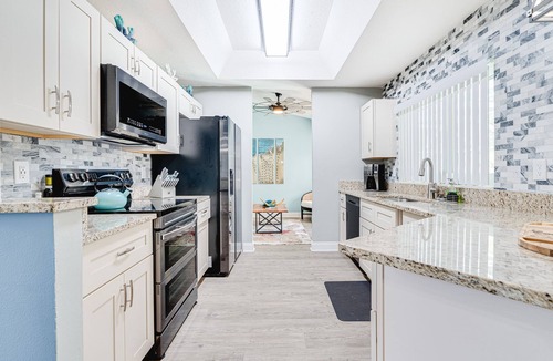 Port Orange House | Luxury Pool Home-Sunrise Chateau